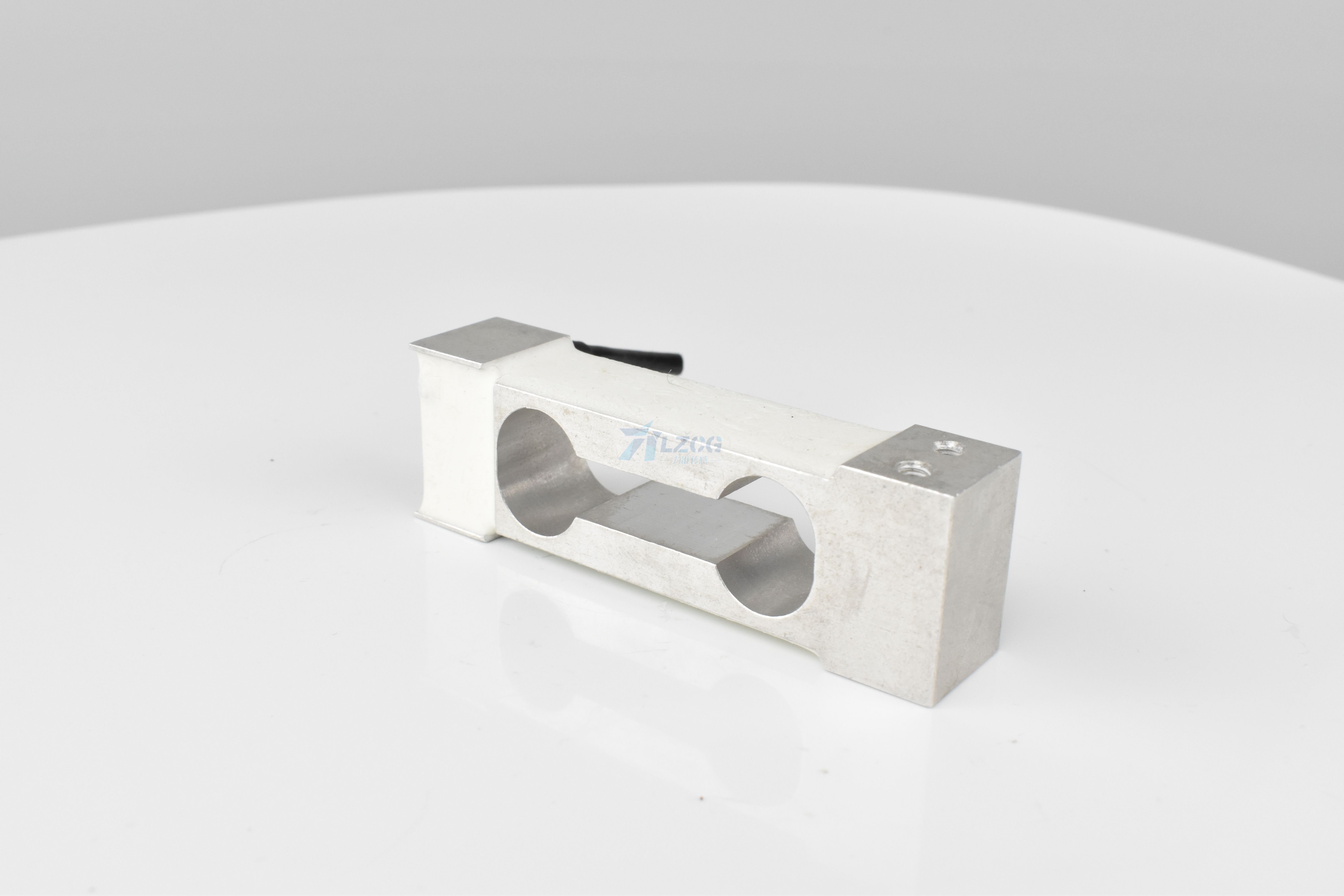 傳感器制造企業(yè)開發(fā)制造石英動(dòng)態(tài)稱重傳感器(圖1) DSC_0567.JPG